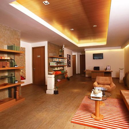 Four Points By Sheraton Navi Mumbai, Vashi Buitenkant foto