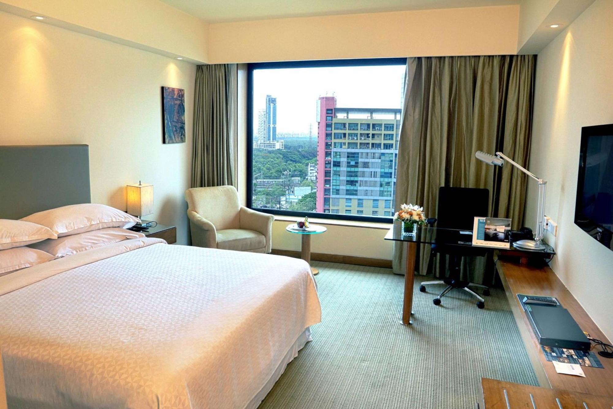 Four Points By Sheraton Navi Mumbai, Vashi Buitenkant foto